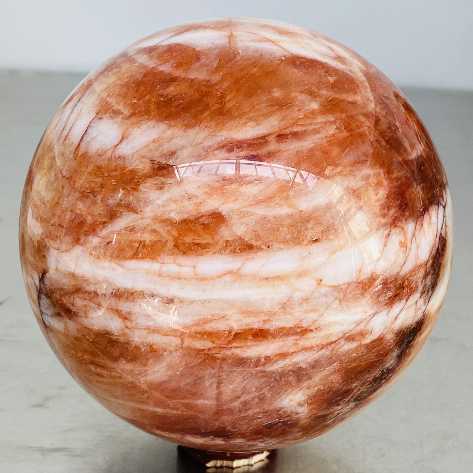 Natural Red Glue Flower Quartz Sphere Crystal Ball Healing 2860G