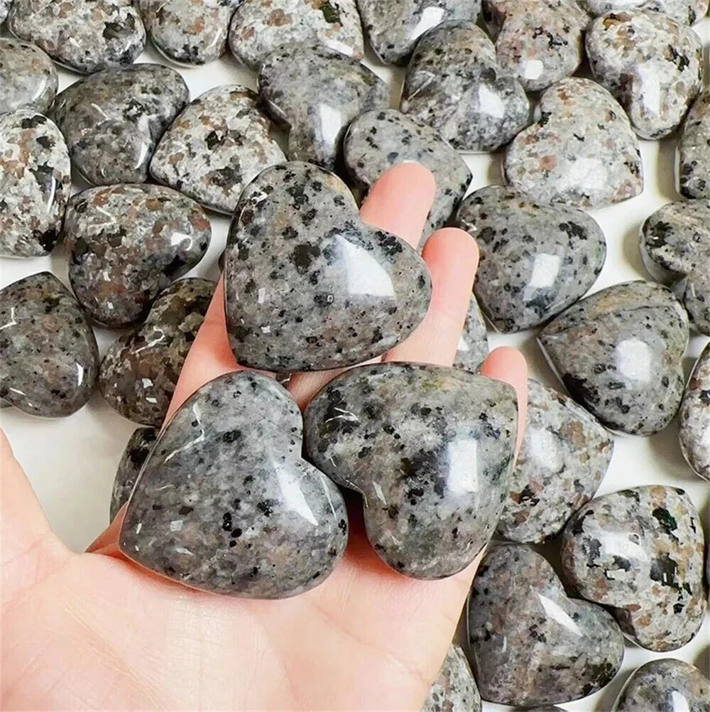 Genuine Yooperlite Heart Stone UV Reactive Sodalite Healing Reiki Flame Crystal