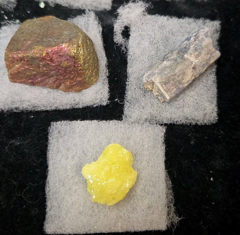 Estate Lot Of Minerals/Chalcopyrite/Sulfer/Quartz/ More About 1″ Size 4oz.