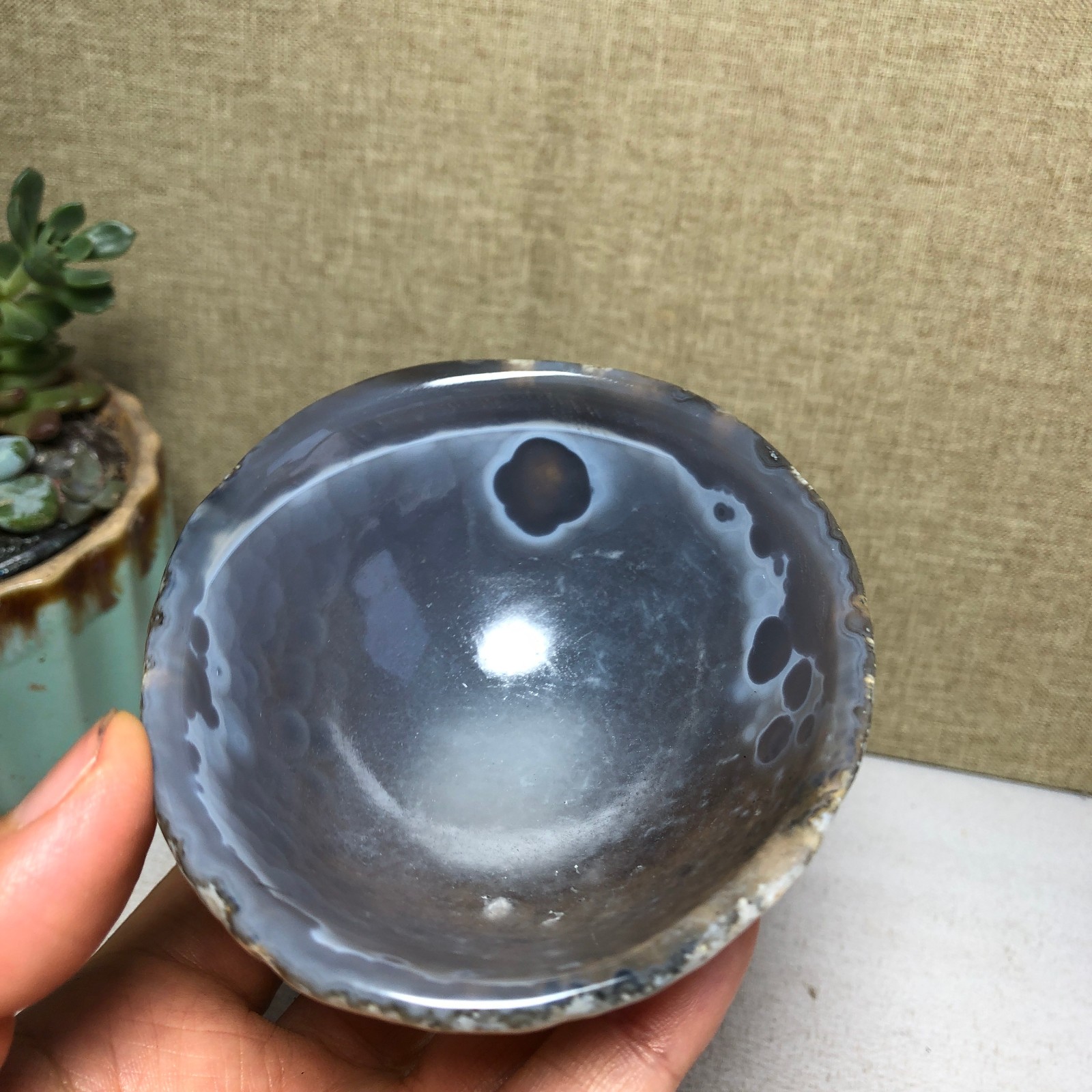 89mm Top Natural gate bowl Ashtray crystal tobacco tray Specimens 197g A5090
