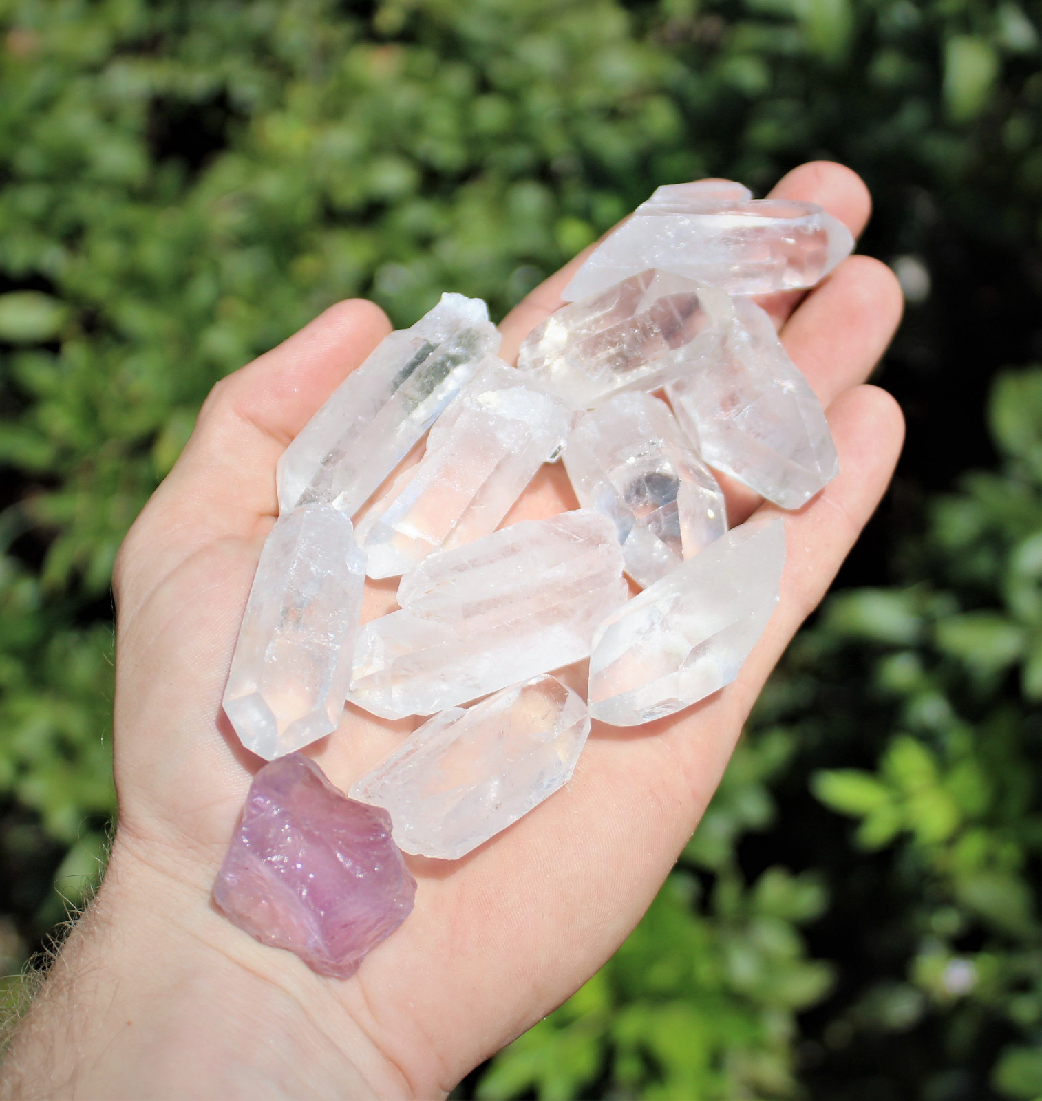 LARGE CHUNKY Clear Quartz Points 1/2 Lb (8 oz) Lot (+ 1 Rough Natural Amethyst)