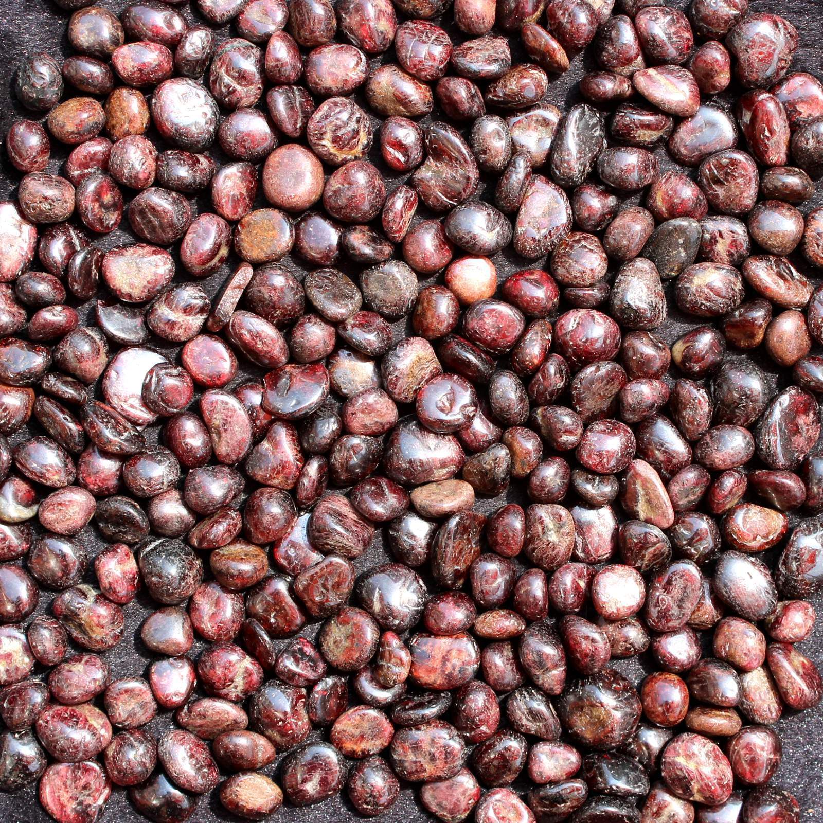 100g About 50Pcs Natural Garnets Rough Rock Polished healing China A+++