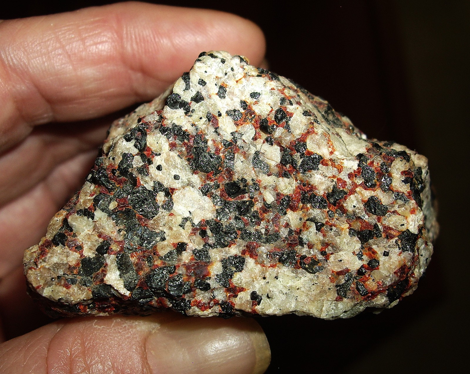 Excellent Fluorescent Willemite Specimen, 297.6g