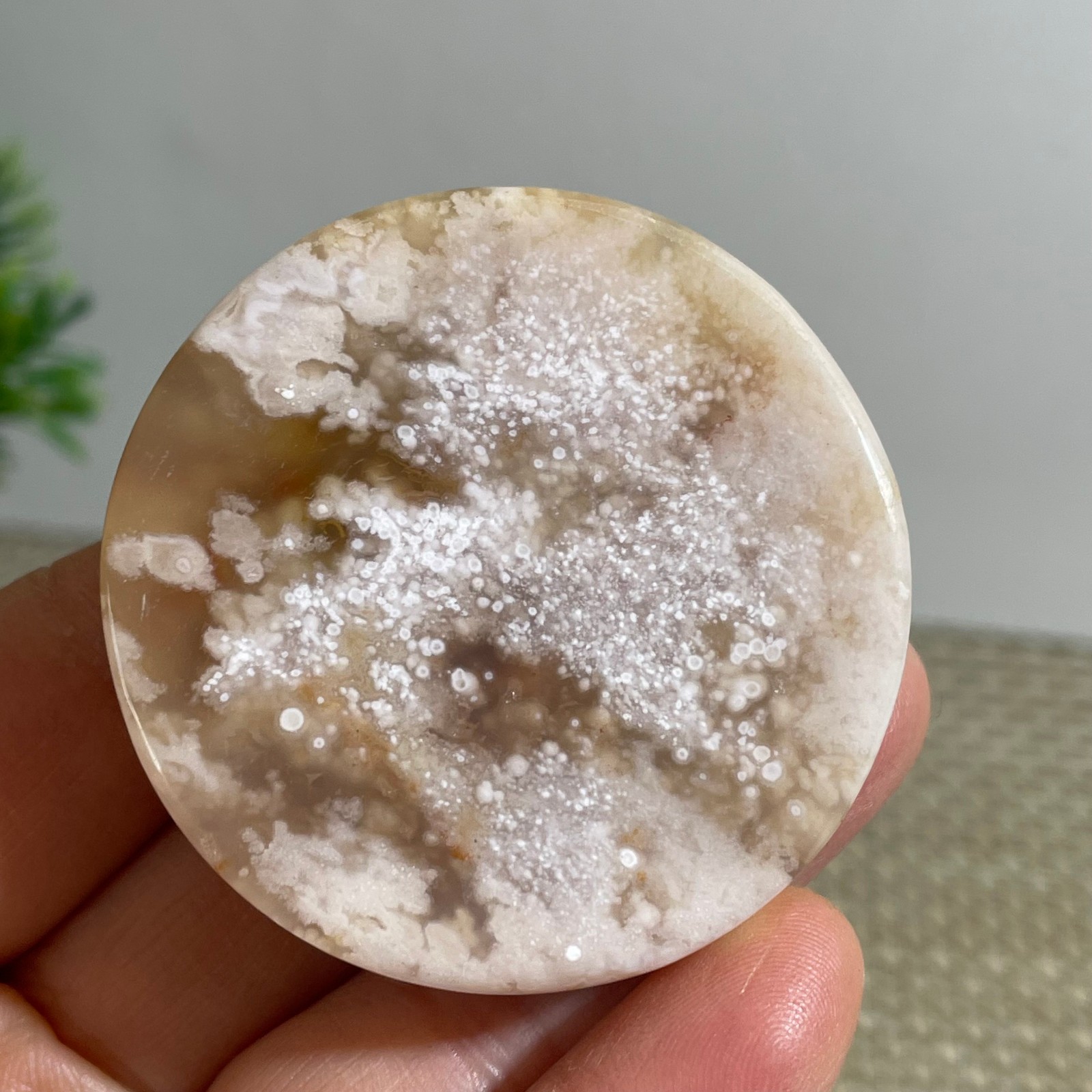 56g cherry blossom agate crystal polishing