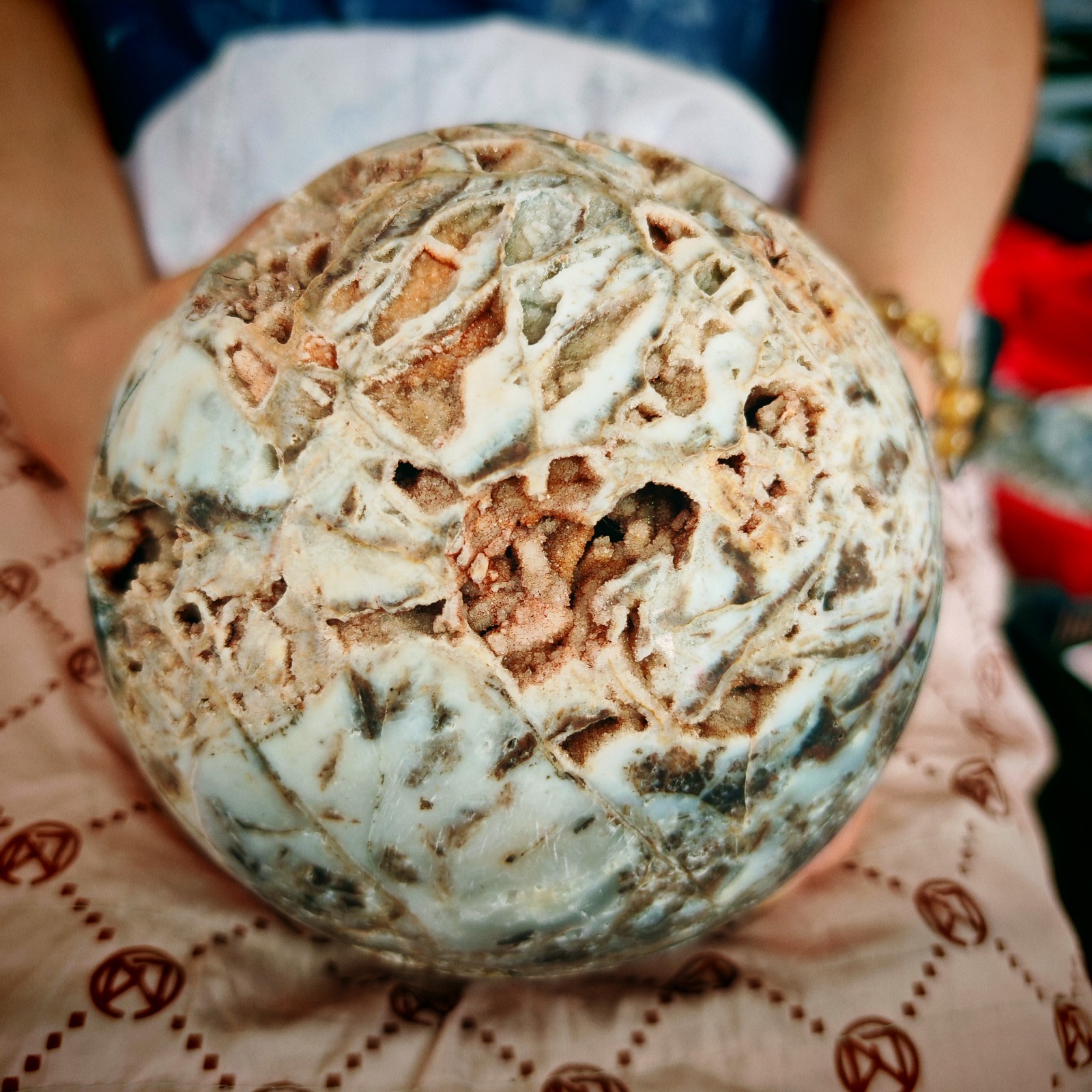 8.47LB Polishing and healing of natural sphalerite crystal balls 3.85kg