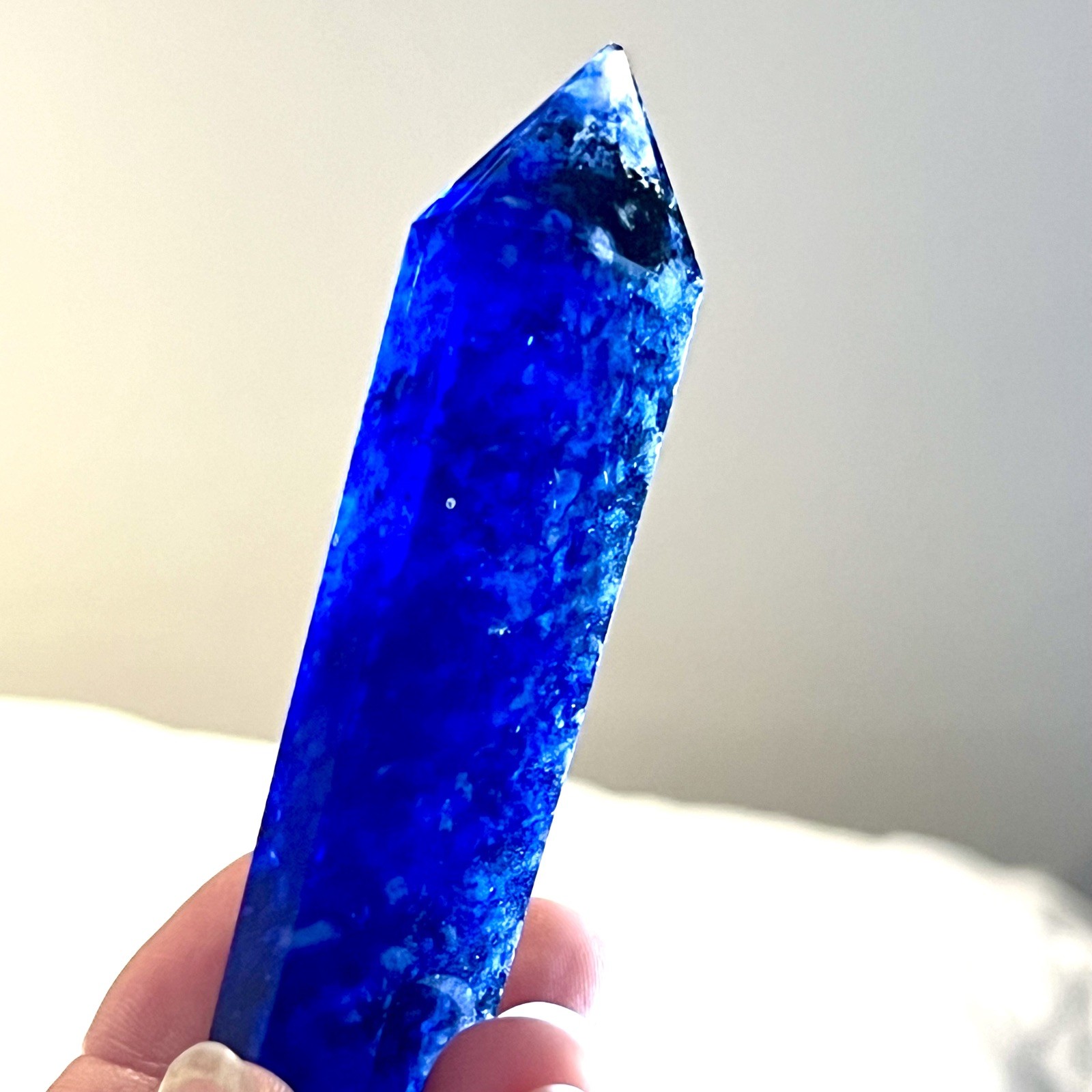 Blue Smelt Quartz Crystal Wand Reiki Double Terminated Point 90-120mm Approx 4″H