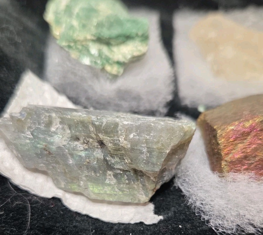 Estate Lot Of Minerals/Chalcopyrite/Sulfer/Quartz/ More About 1″ Size 4oz.