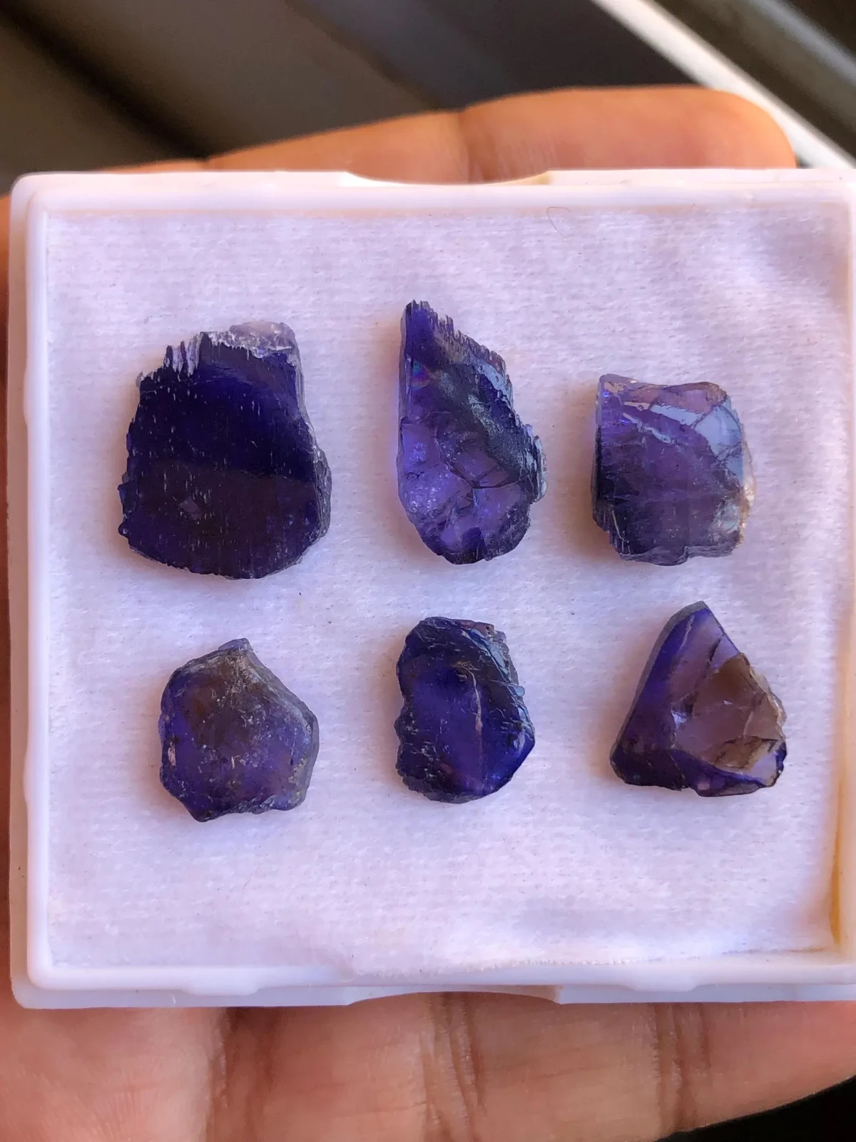 32.60 Carat Lot, 6 Pcs Polished Tanzanite Raw, Two Tone Loose Gemstone, Bi-color