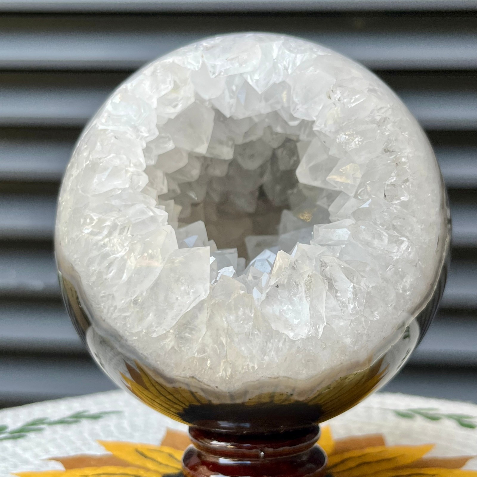 4 lb Natural White crystal Geode Sphere Crystal Druzy Ball Decor