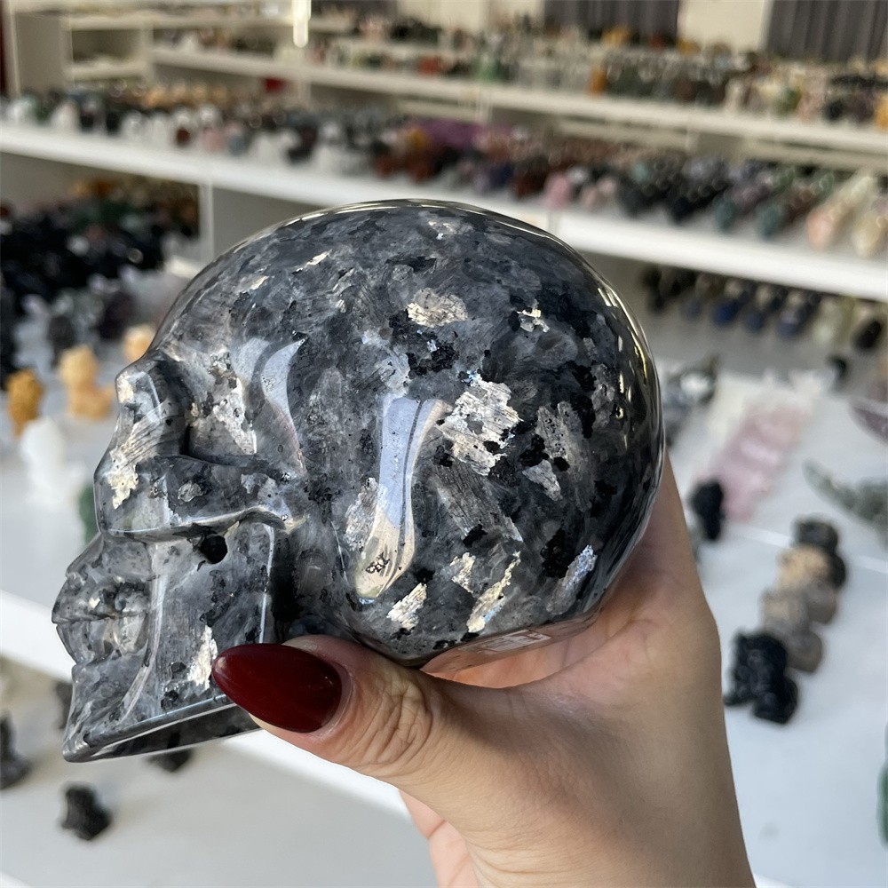 2.5LB 4.7″ Natural A++Gabbro Skull Carvings Decor Crystal Quartz Healing Reiki