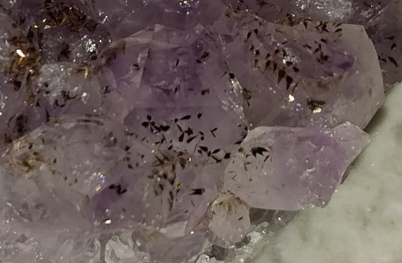 Natural Amethyst Crystal Specimen with Goethite Inclusions – 159g 7.5×5.5×3.5cm