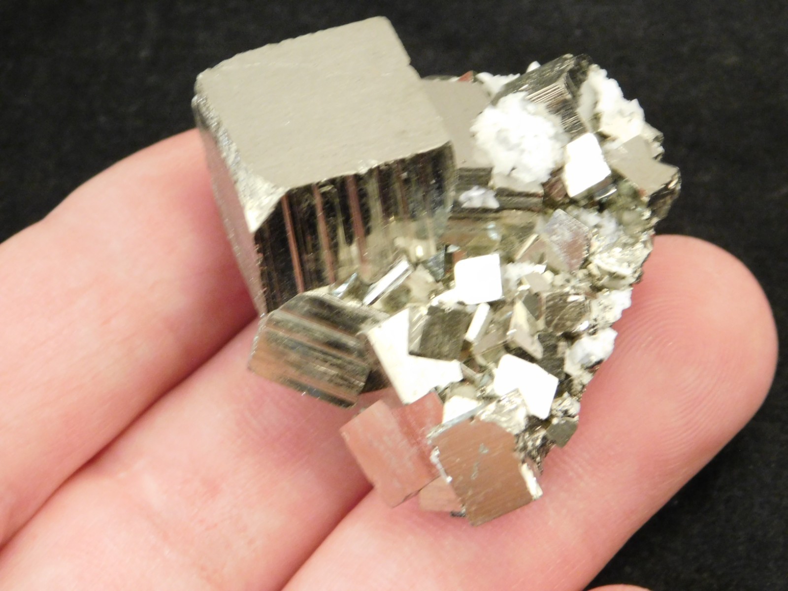 NICE! PYRITE Crystal CUBE Cluster 100% Natural Huanzala Mine Peru 74.3gr