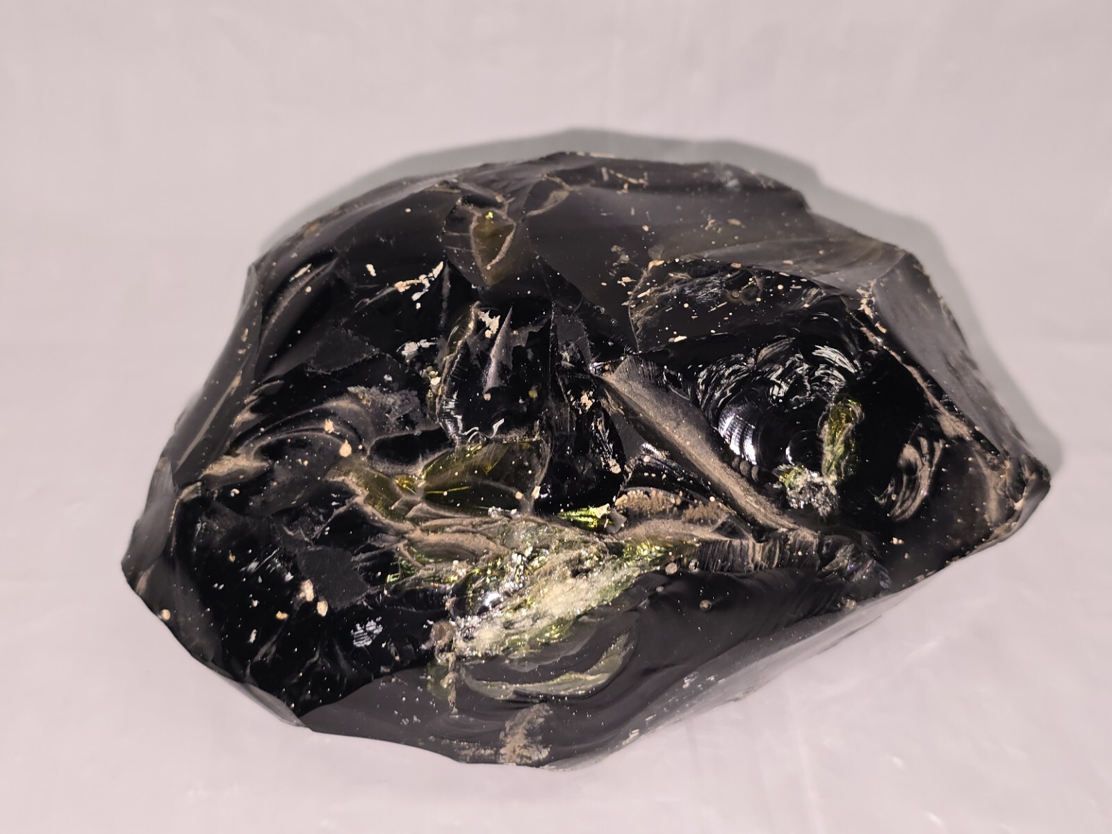 Unknown crystal / slag glass / gem stone / obsidian 3.2 lbs Dark Green