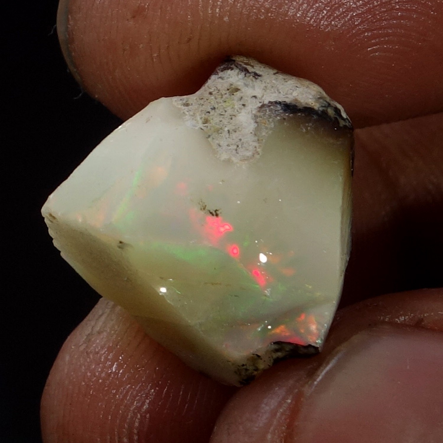 White Opal Rough Natural Multi Fire Ethiopian Opal Raw 10.50 Cts 14x15x10 mm