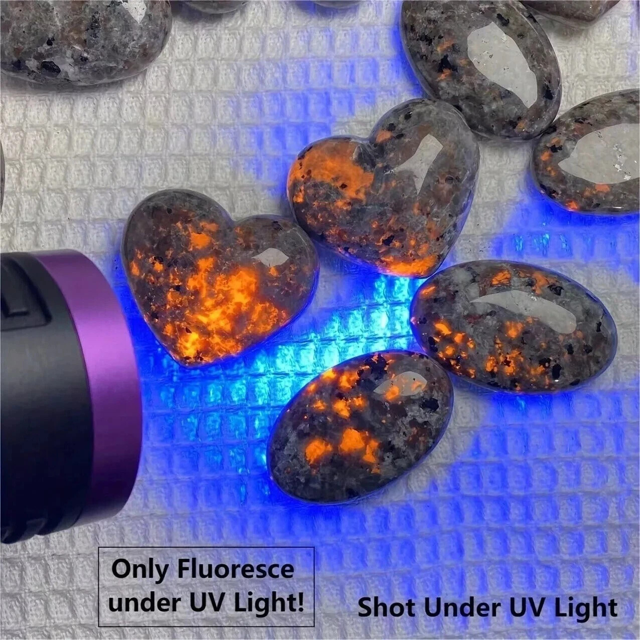 Genuine Yooperlite Heart Stone UV Reactive Sodalite Healing Reiki Flame Crystal
