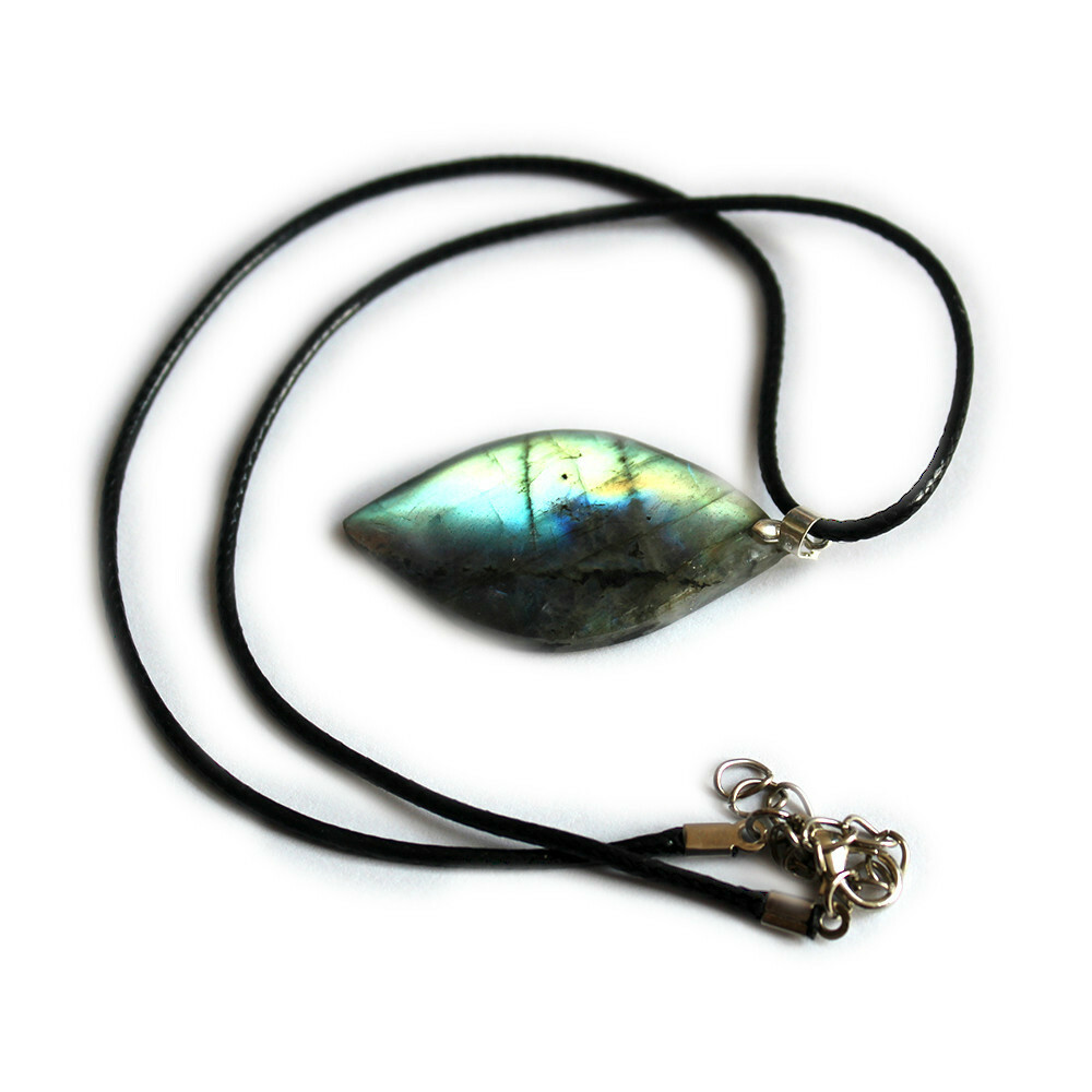 Natural Color light Labradorite Raw Gem Semi-precious Stone Pendants Necklaces