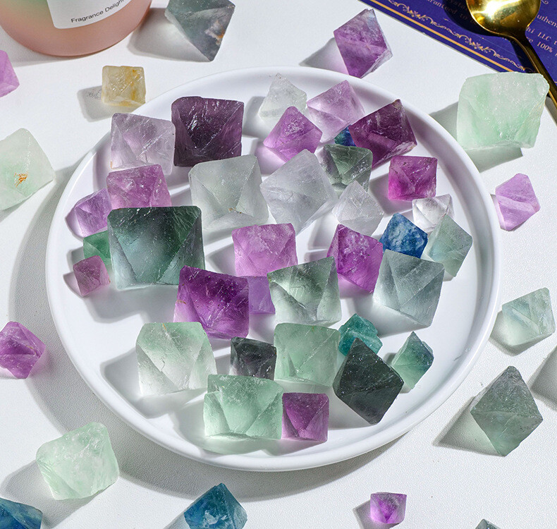 100g/lot Natural Colorful Fluorite Octahedron Crystal Mineral Crystal Healing