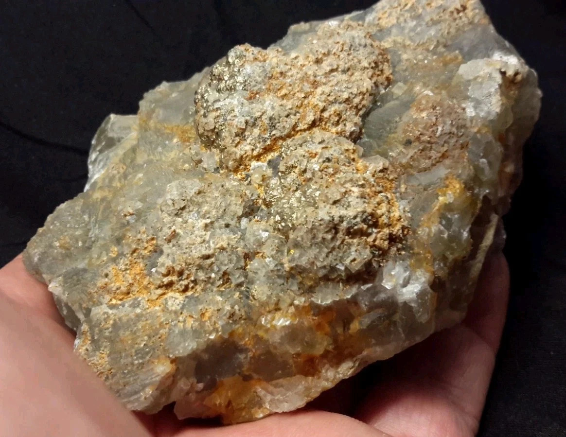 1 LB 4 ounces 4.5″ PYRITE on FLUORITE from Chihuahua, Mexico FLUORESCENT