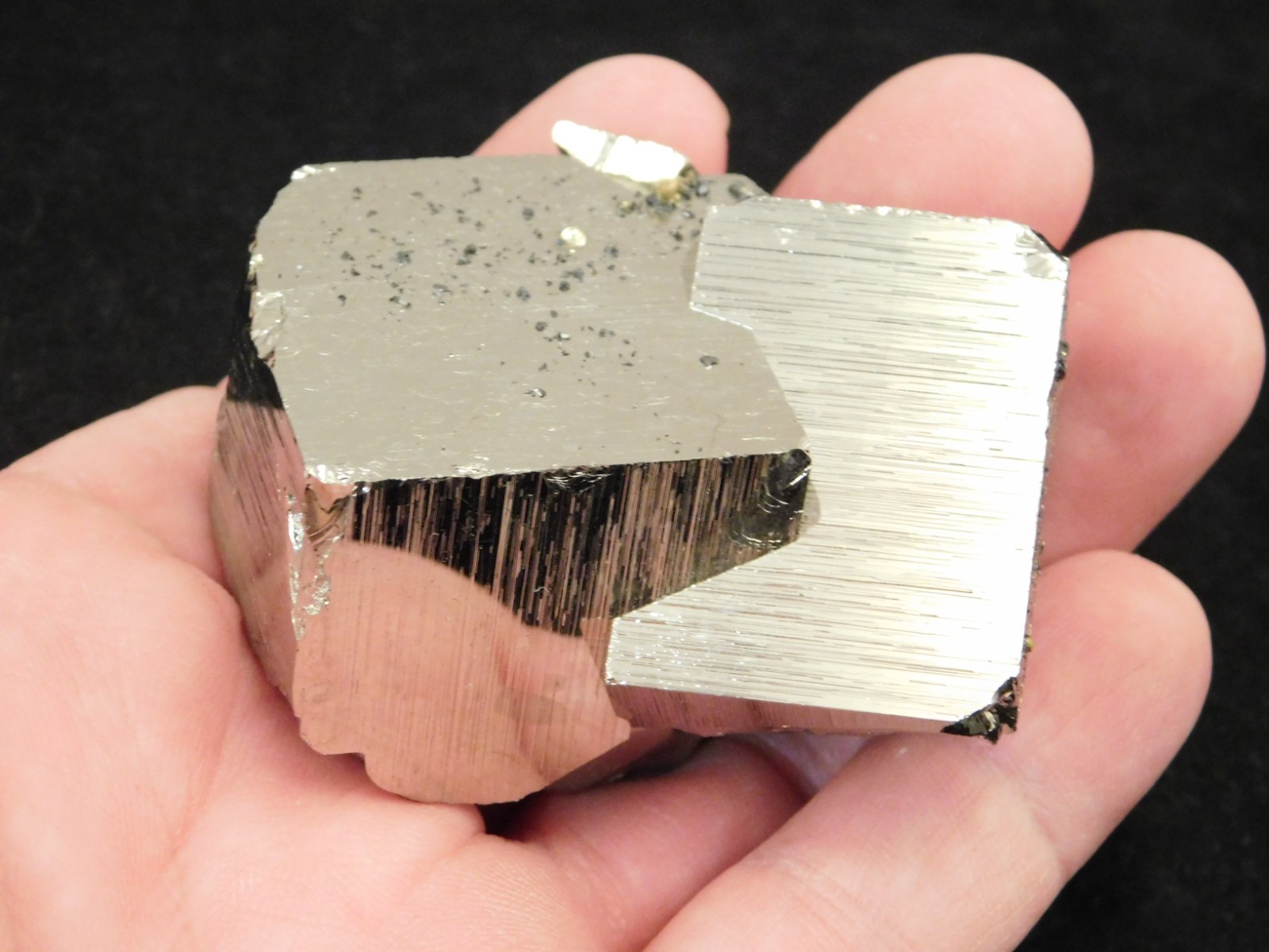 Larger! Nice and 100% Natural PYRITE CUBE TWIN From Peru 257gr
