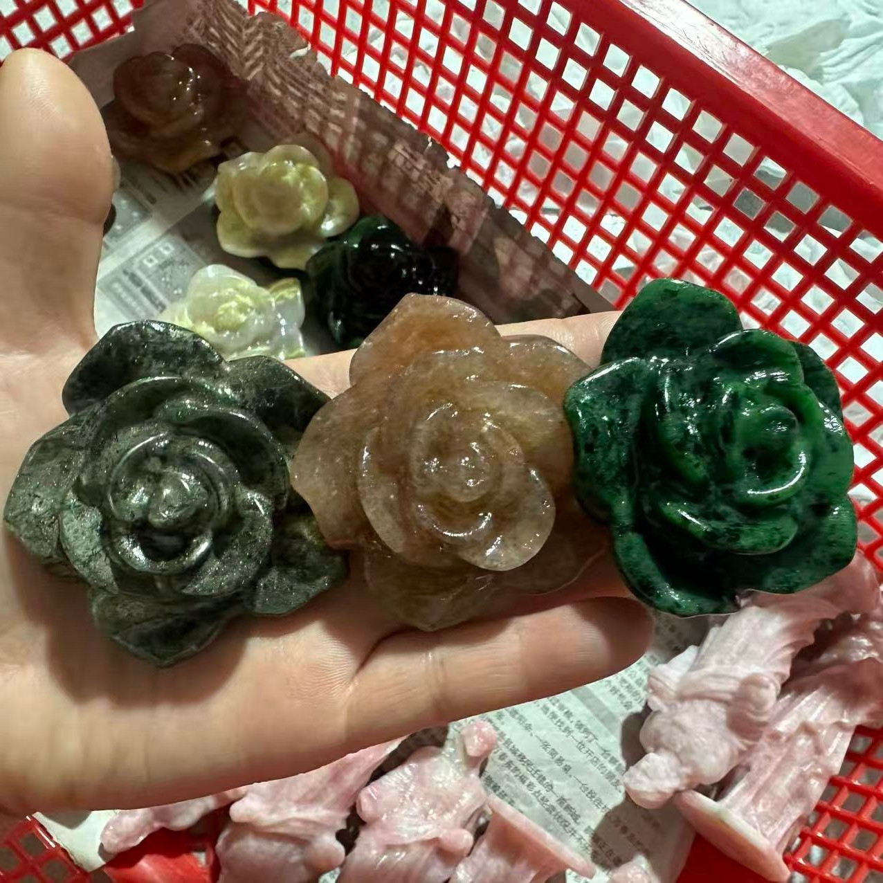 1pc Natural Mix Quartz Hand Carved Crystal Flower Skull Reiki Healing Decor