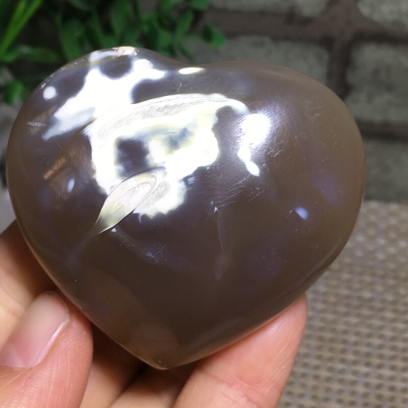 100g Agate stone crystal Heart carved gem stone mineral specimen 57*50*26mm