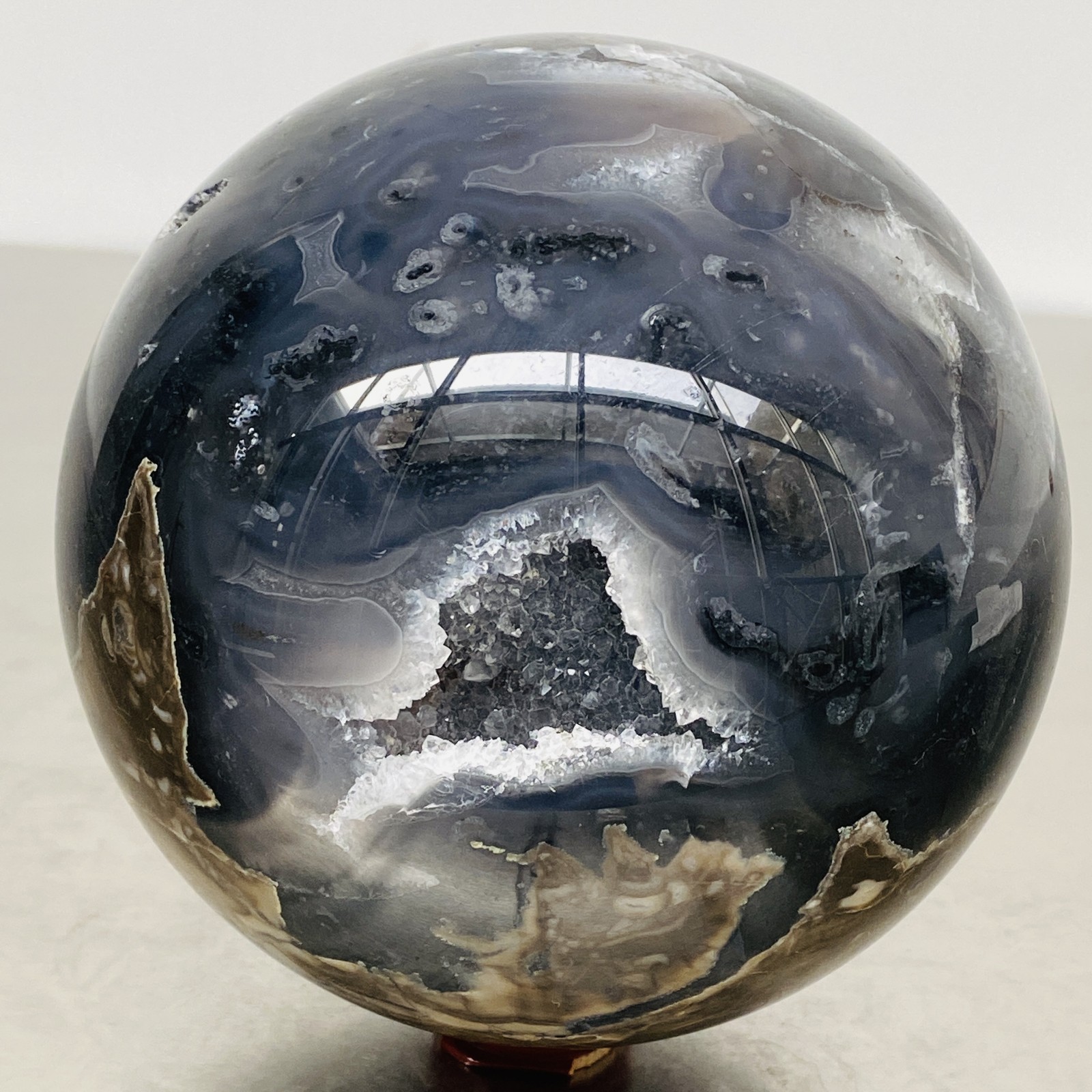 Natural Rare Volcanic Agate Crystal Sphere Healing 4440G (UV Reactive crystal)