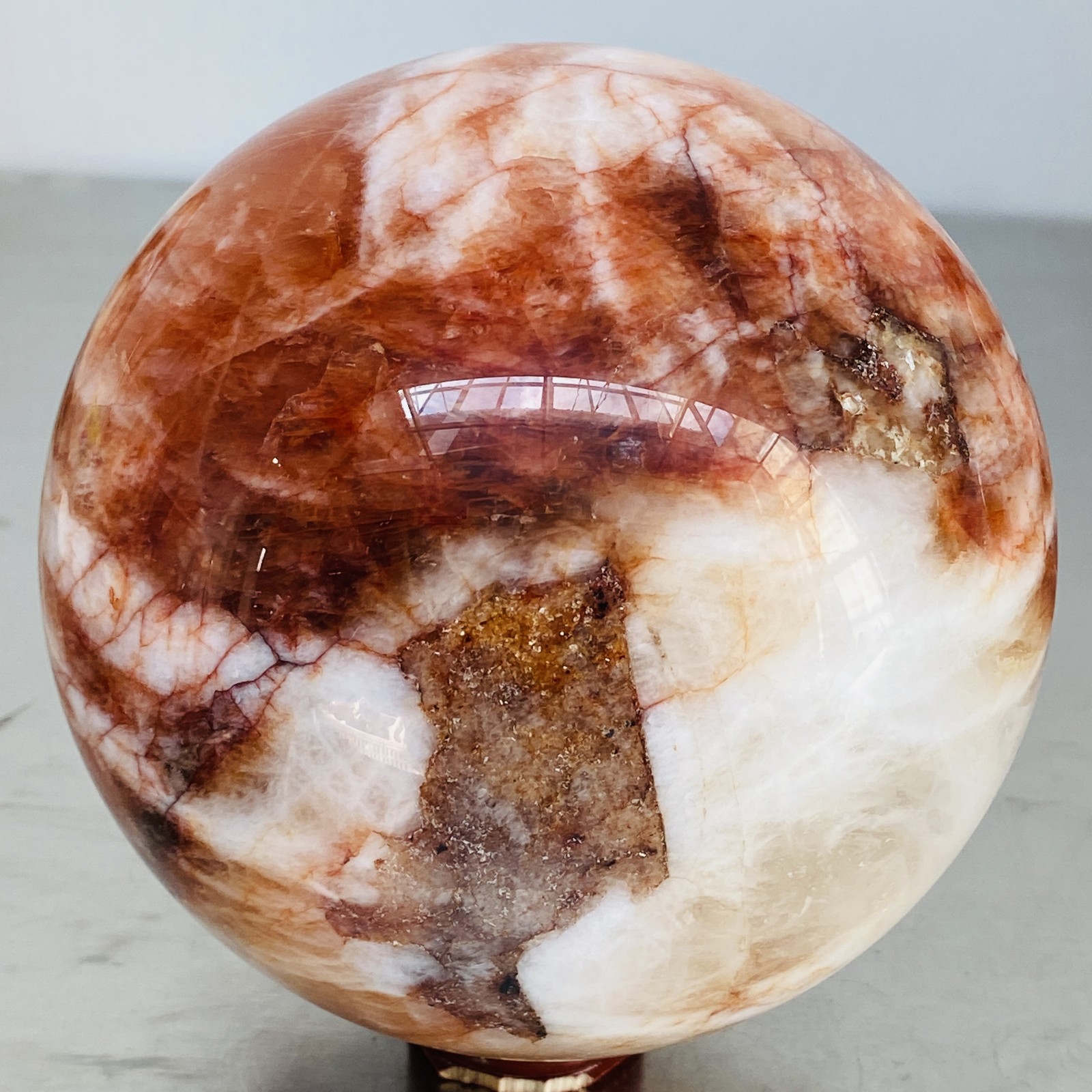 Natural Red Glue Flower Quartz Sphere Crystal Ball Healing 2860G