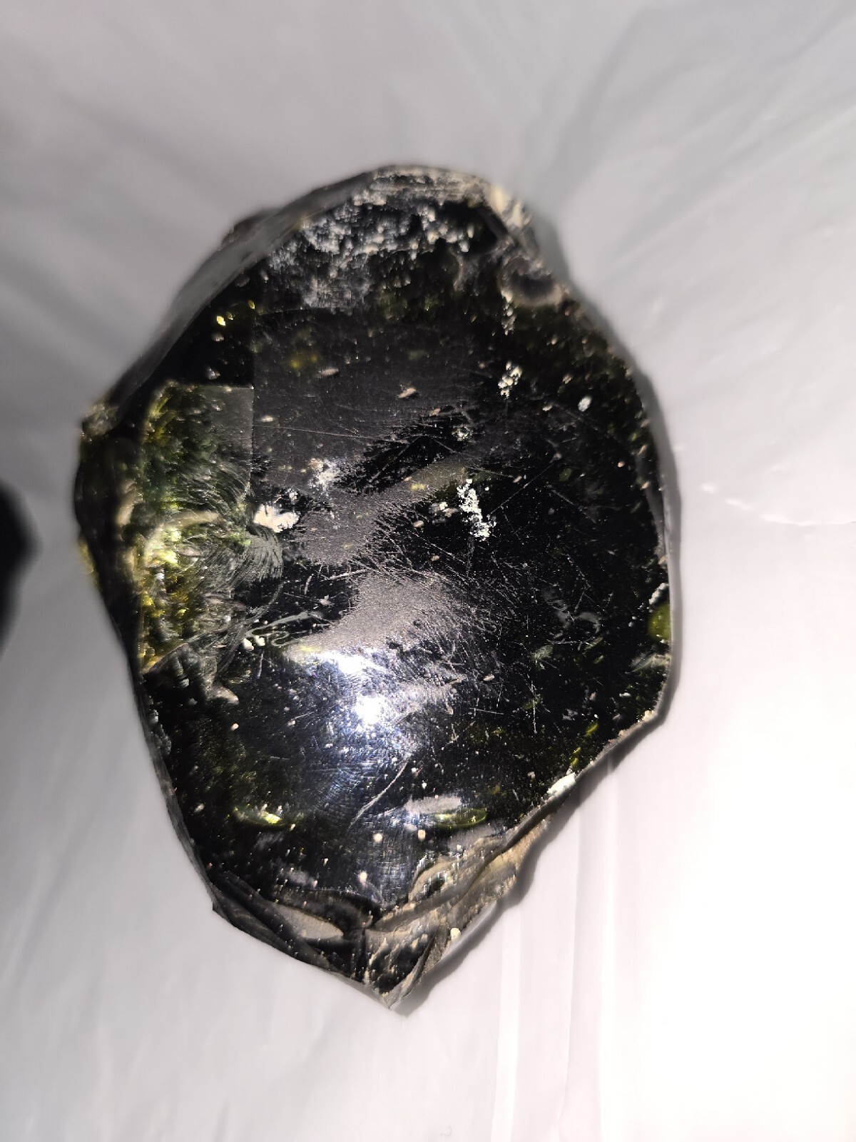 Unknown crystal / slag glass / gem stone / obsidian 3.2 lbs Dark Green