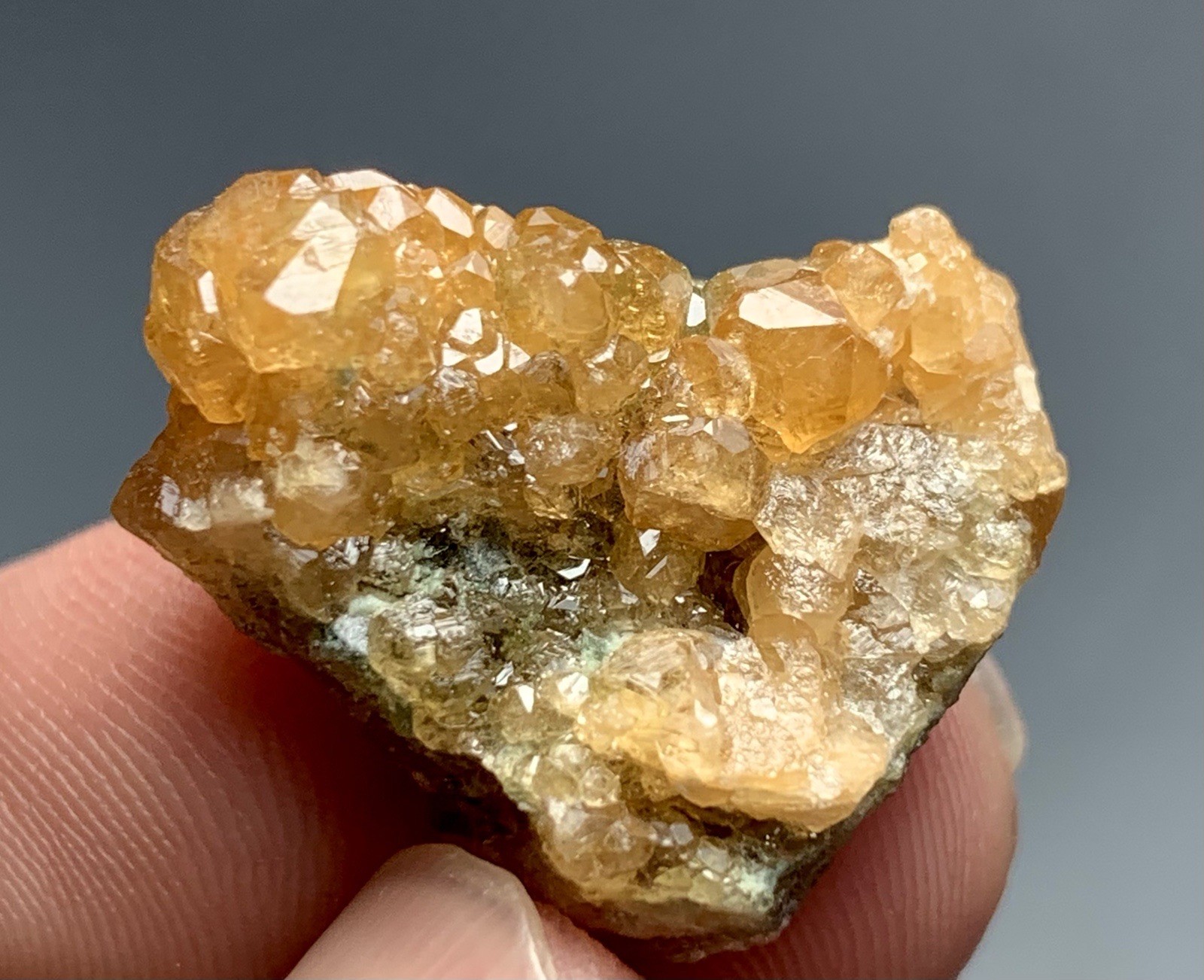 36 Cts Natural Garnet Crystal Specimen From Pakistan.