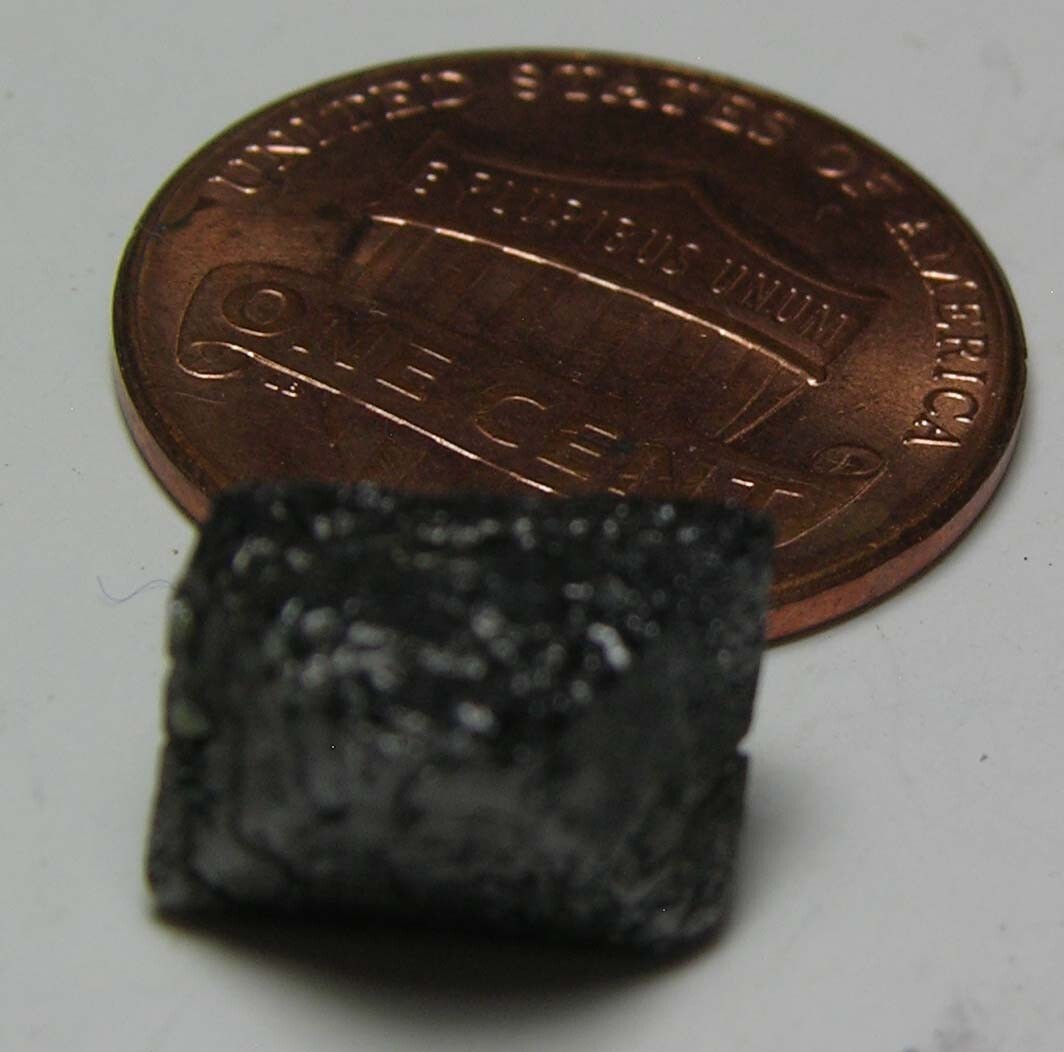 #27 Pakistan 11.25ct Natural Octahedron Magnetite Crystal Specimen 2.20g 13mm