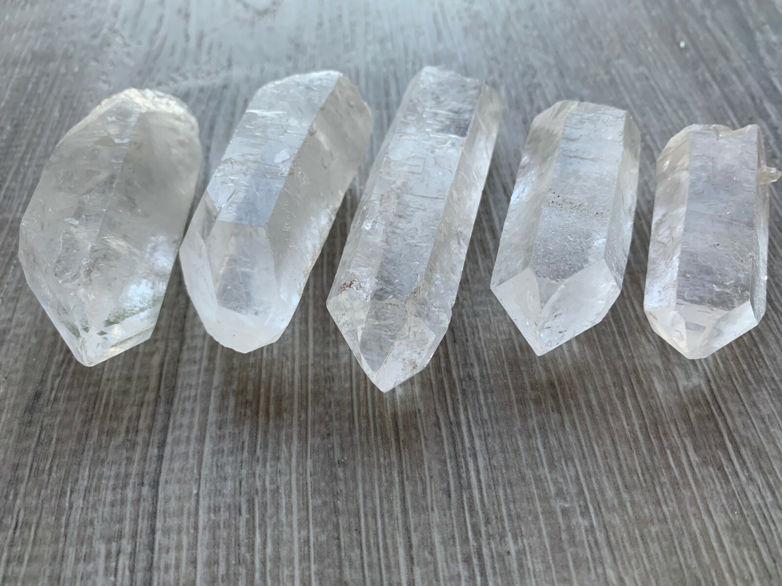 1/2 Lb Quartz Crystal Point Collection, 1.5″ – 3.5″ Natural Clear Quartz Points