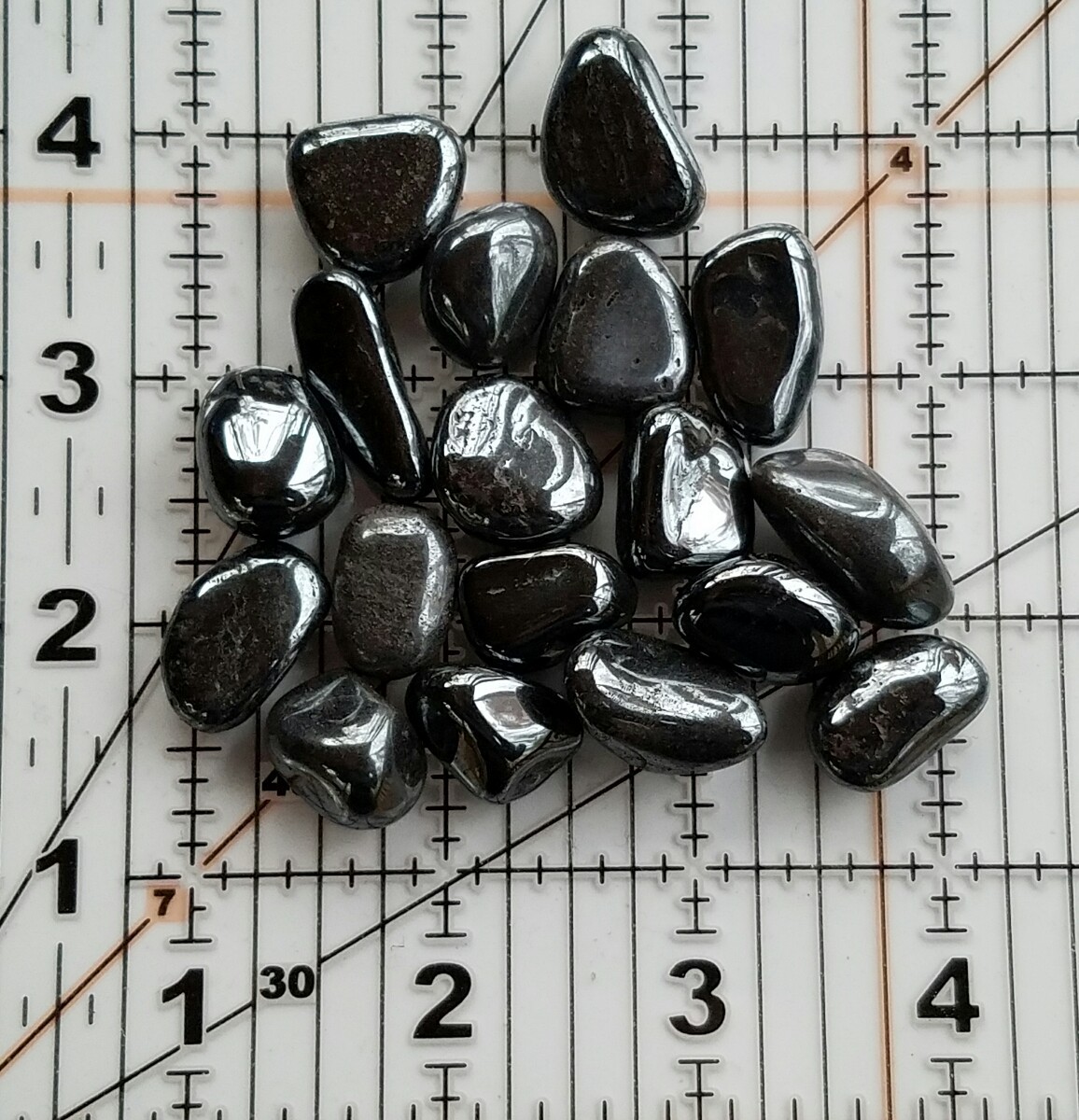 1/2 lb Tumbled Hematite Gemstone Crystals 20-30 Stones Silver Gem Rock Specimens