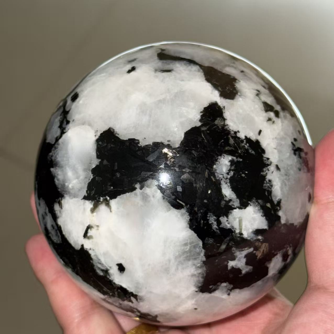 2.6LB 3.7″ Natural Rainbow Moonstone Sphere Crystal Glittery Ball Healing