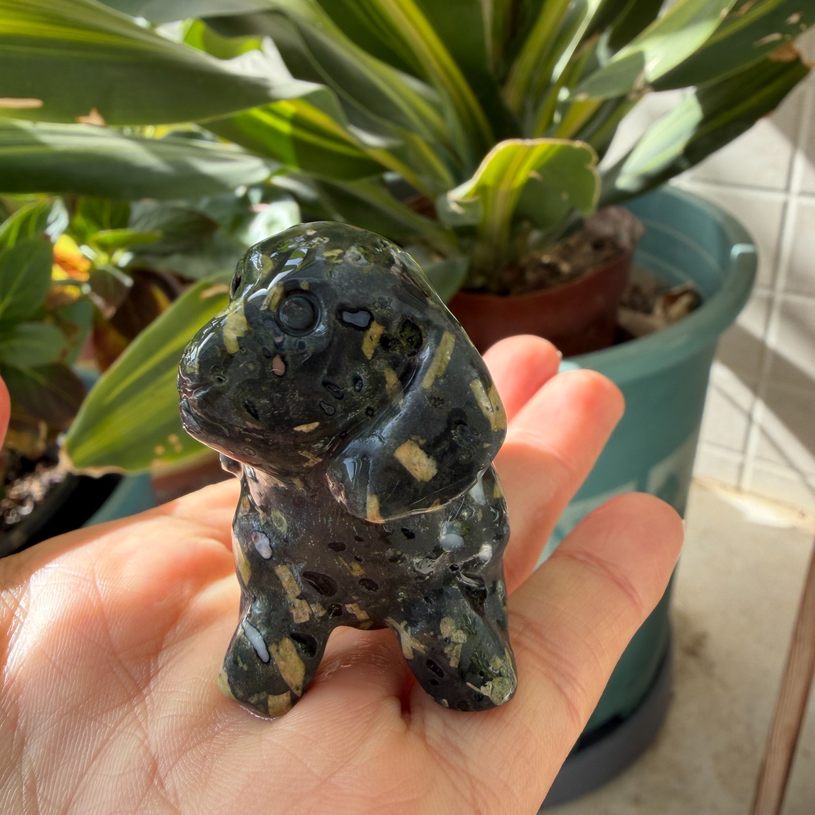 1pc Natural unknown quartz Carved dog Skull Crystal Reiki Decor