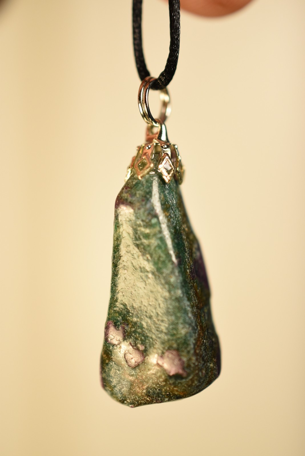 *RUBY FUCHSITE* Pendant 3.5cm 8.5g +Cord Natural Stone Australian Made