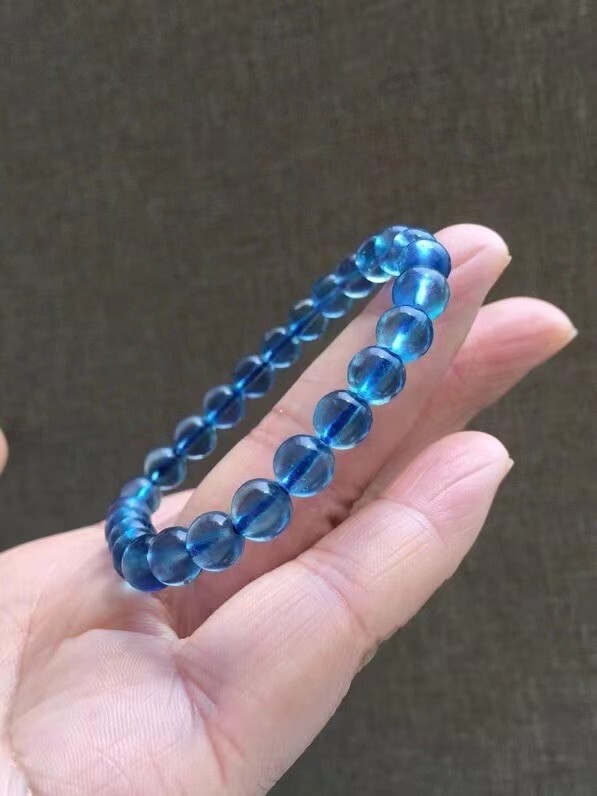 7mm Natural Blue Aquamarine Gemstone Clear Round Beads Bracelet AAAAA