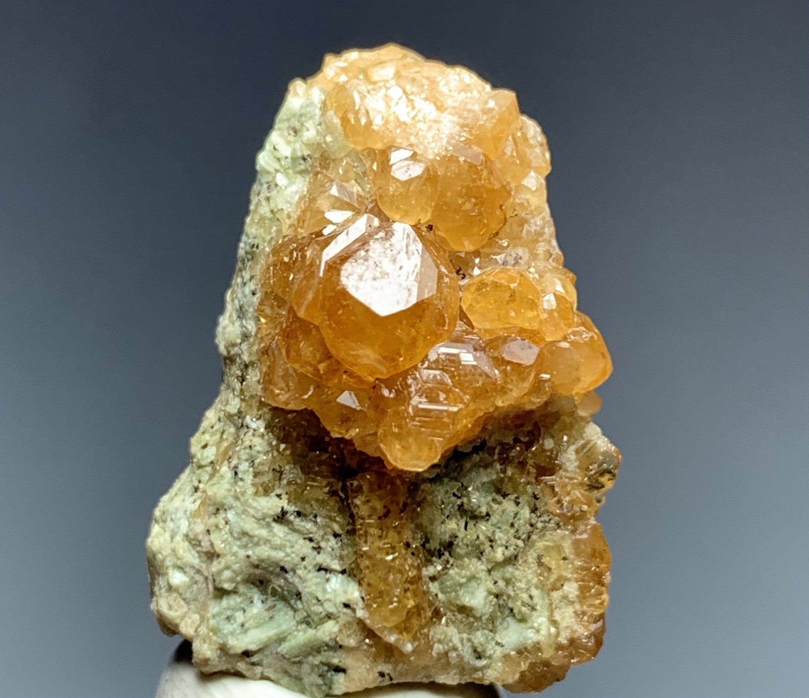 36 Cts Natural Garnet Crystal Specimen From Pakistan.