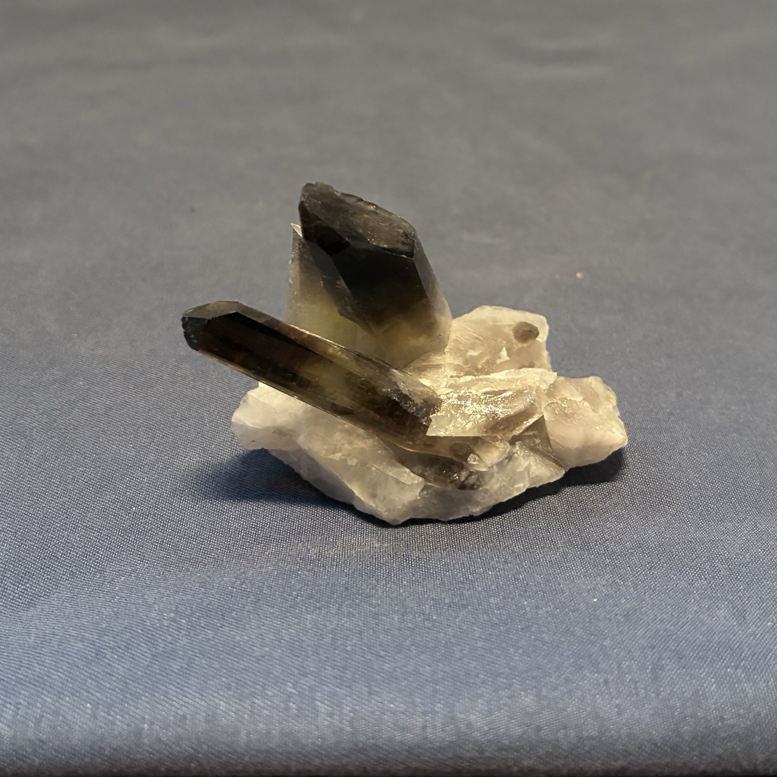 Smoky Quartz Cluster 35 grams / 1.3 oz / 2″ long – origin unknown