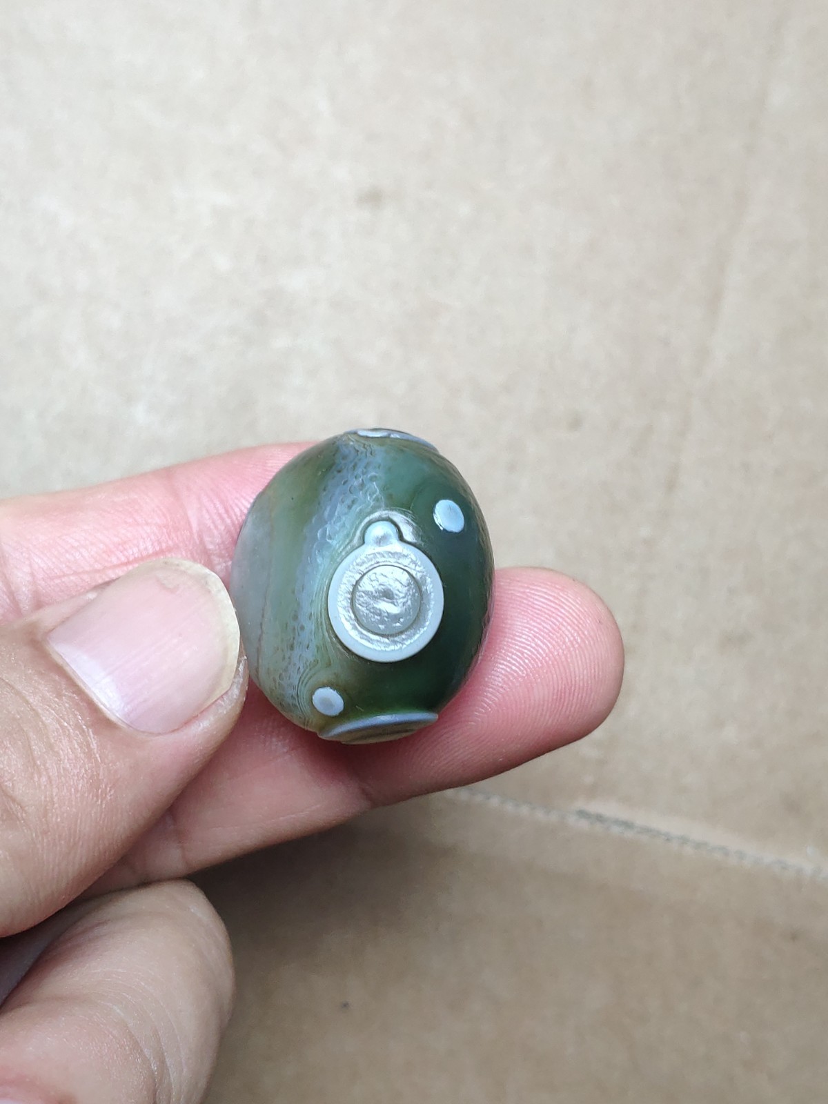 28mm Beautiful Natural Gobi Agate eye agate Polishing
