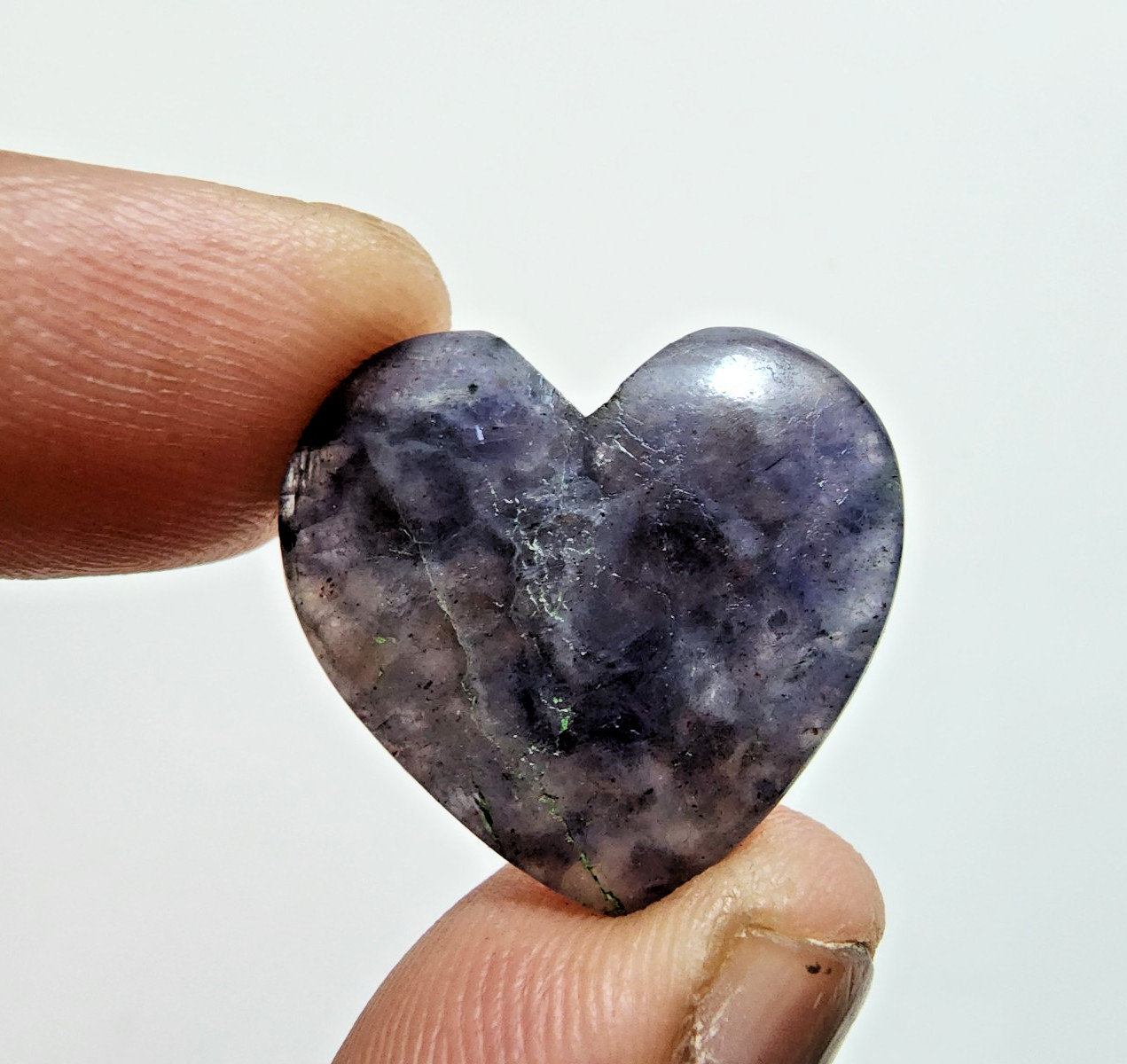 Attractive Lapidolite Crystal Heart Shape – 36 Crt Loose Gemstone Jewelry Making