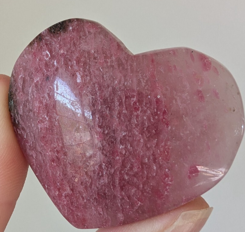 Pink Rhodonite Heart Carving Crystal Chakra Gemstone Mineral Reiki
