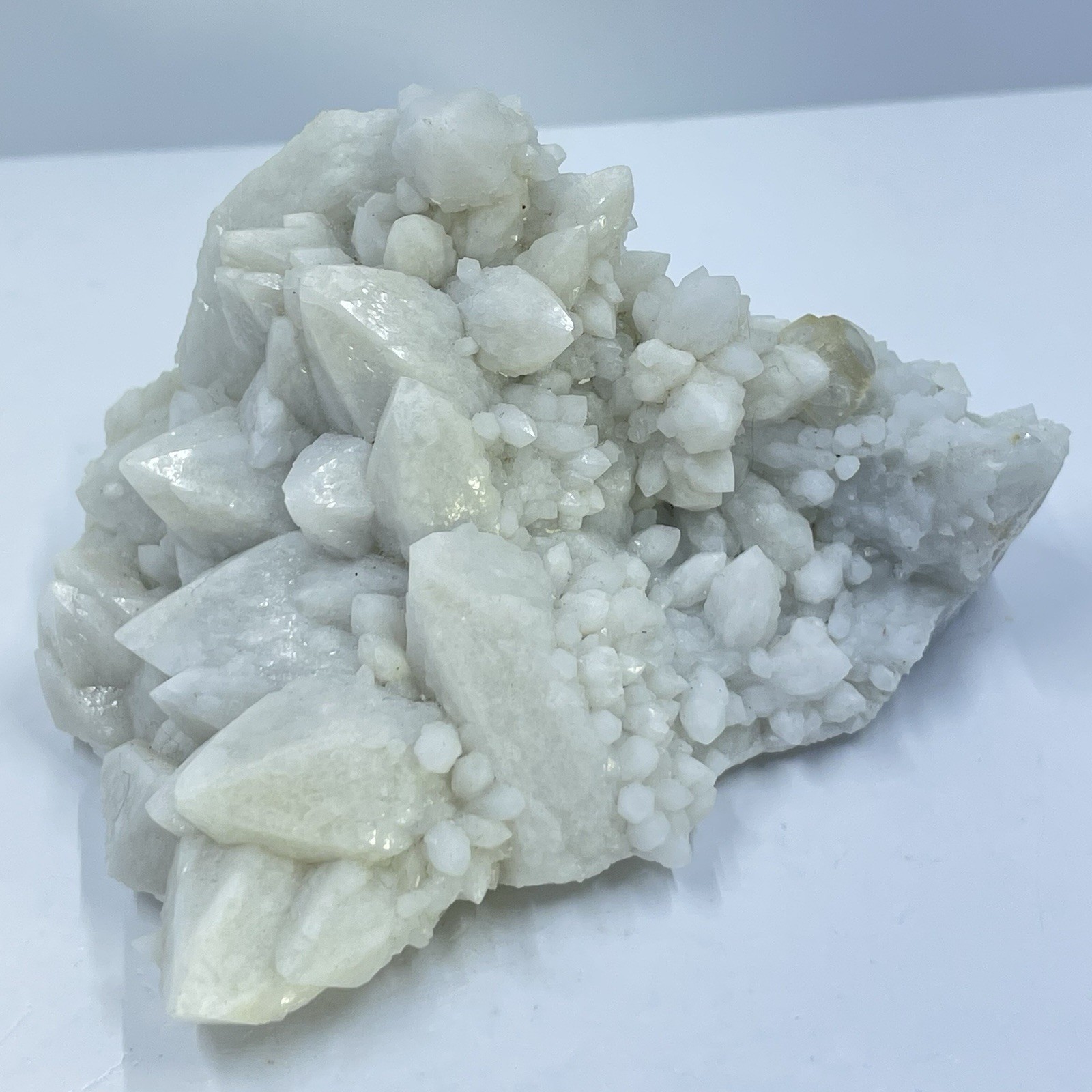 Candle Quartz w Single Fluorite Mineral Specimen Inner Mongolia natural crystal