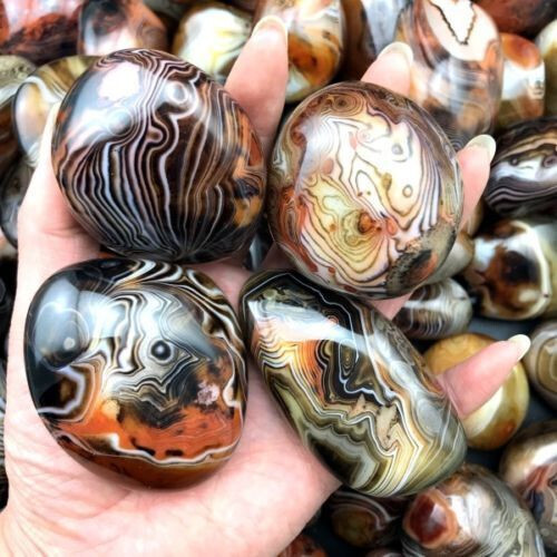 1KG Banded agate Madagascar,send randomly xlarge tumbled beautiful patterns