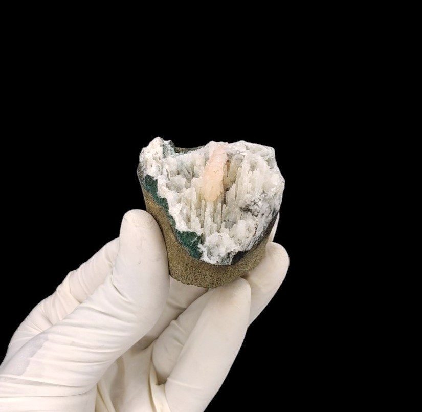Natural Stilbite On Chalcedony Minerals #M96